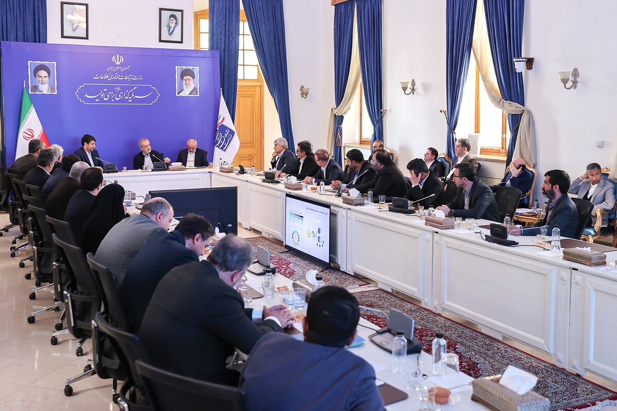 پزشکیان از وزارت ارتباطات بازدید کرد