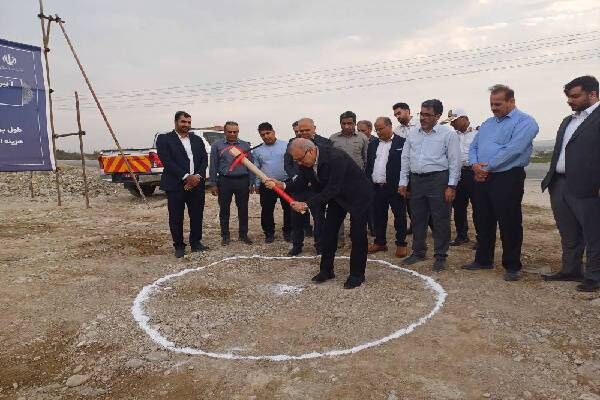 آغاز عملیات بهسازی قطعه دوم محور میدان شهید نامجو_تازیان_کهورستان و ساماندهی سه راهی تازیان در استان هرمزگان