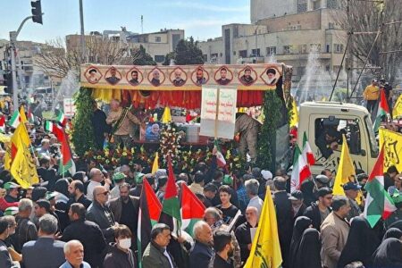 راهپیمایی روز جهانی قدس همراه با تشییع شهدا در پایتخت برگزار شد