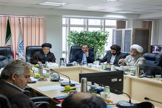 چشم‌اندازها و اولویت‌های تحول علوم انسانی، اجتماعی و هنر در سال ۱۴۰۴