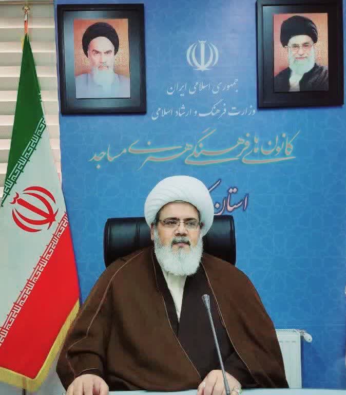 حکیم ابوالقاسم فرودوسی،با  نگارش کتابی ارزشمند همچون «شاهنامه»، نقشی قابل توجه در حراست از زبان و ادبیات فارسی و  فرهنگ و هویت ایرانی داشته است
