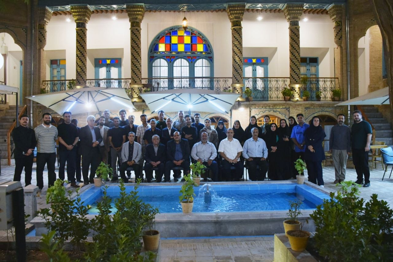 تقدیر از «رسانههای ورزشی»؛ فرصتی برای یادآوری مظلومیت اهالی قلم/ آیا حمایت از ورزشینویسان کرمانشاه فراتر از کلام میرود؟