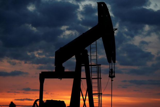 قیمت  نفت ۵ درصد سقوط کرد / ورود به محدوده مقاومت فنی