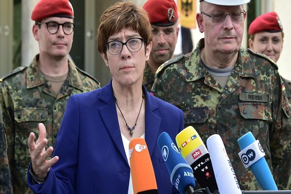 آلمان برای خروج نیروهایش از افغانستان از آمریکا پیروی می‌کند