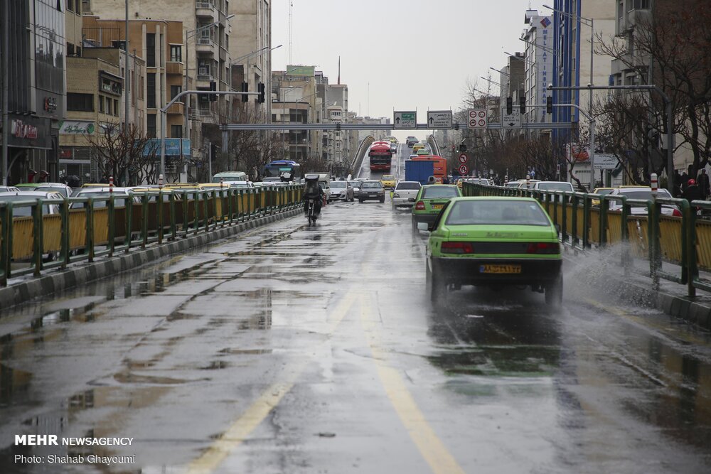بارش پراکنده باران و کاهش دما از سه‌شنبه در تهران
