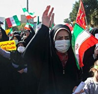 راهپیمایی کرمانشاهیان در حمایت از عملیات وعده صادق