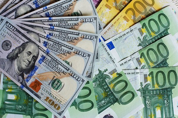 نوسان ضعیف دلار، تثبیت یورو