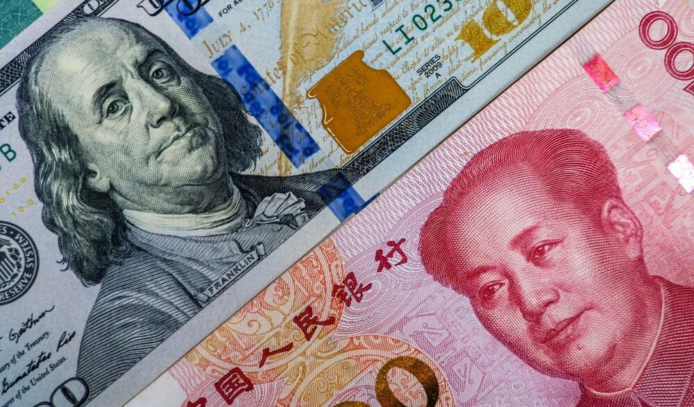 یوان چین در برابر دلار آمریکا کاهش یافت